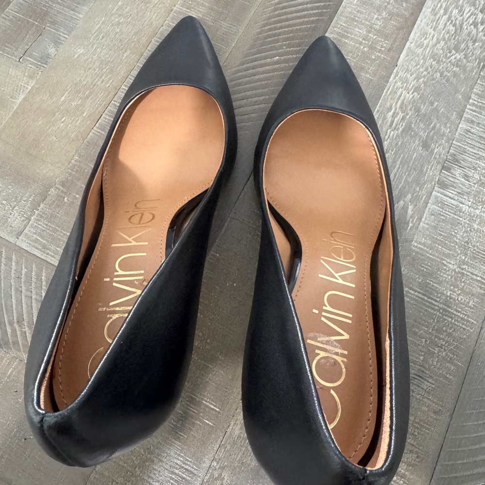 Calvin Klein heels - Picture 4 of 7